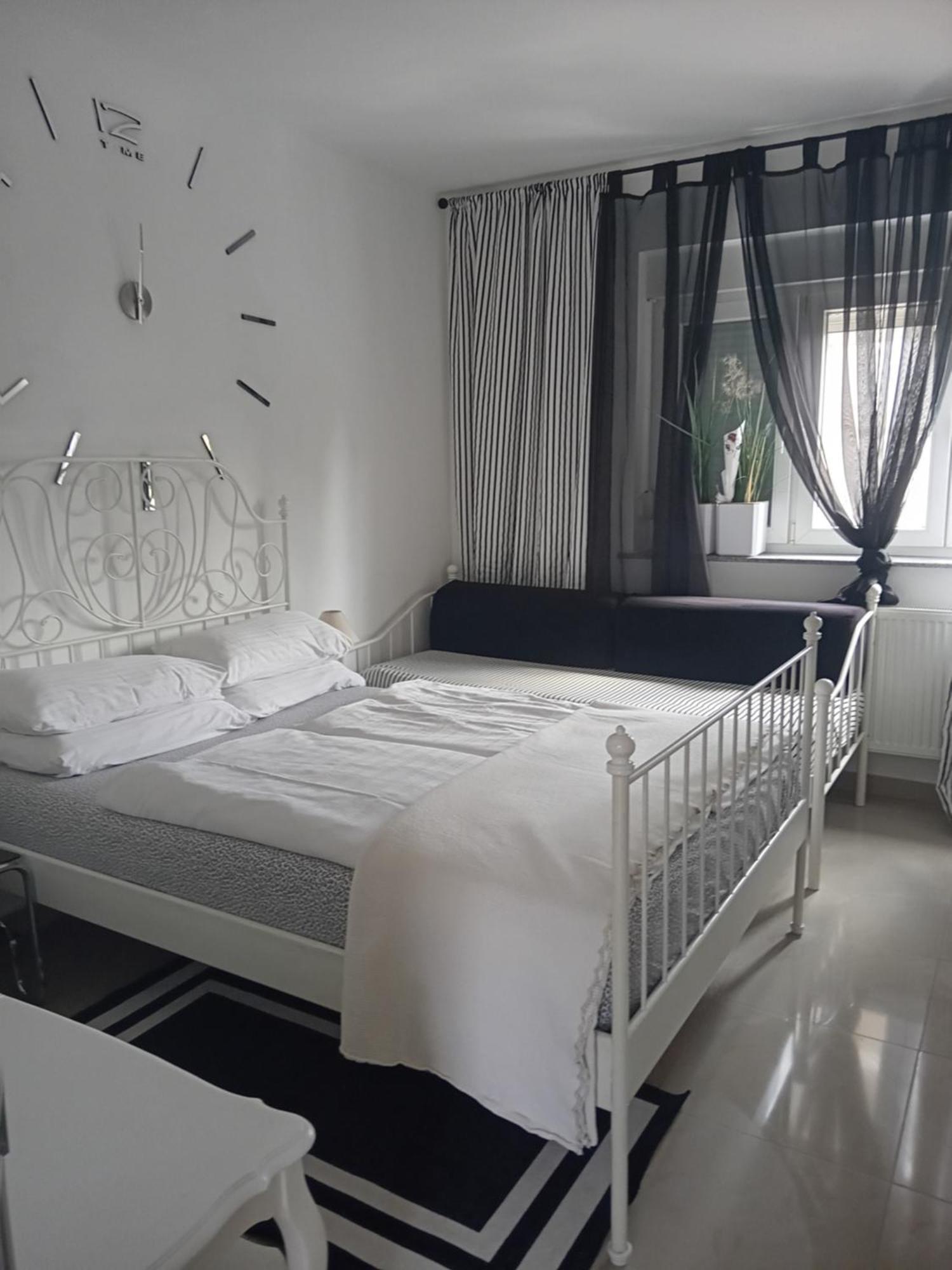 Apartment Centar *